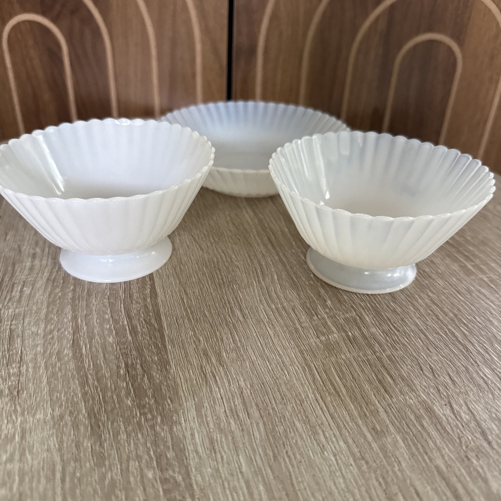 1930's Macbeth Evans Petalware Monax Glass Low Sherbet Bowls Set Of 3
